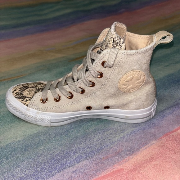 Converse Chuck Taylor All Star Hi Womens Size 5 Papyrus Ivory Snake Sneakers - Picture 5 of 9